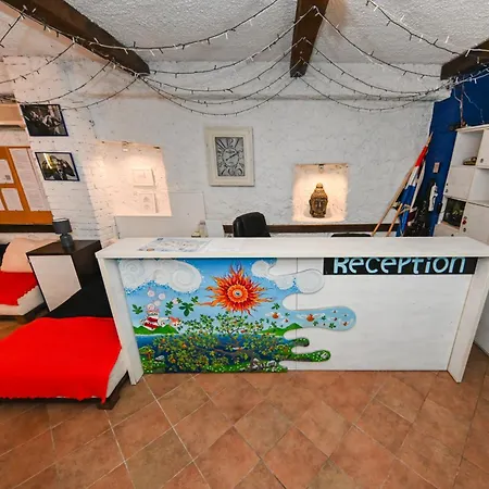 Hostel The Lazy Monkey & Zadar