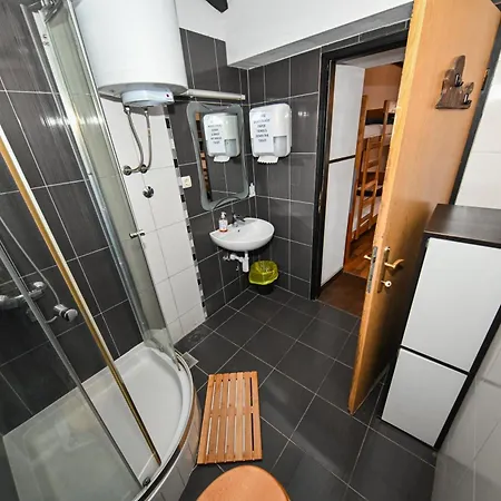 Hostel The Lazy Monkey & Zadar