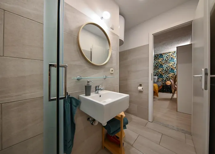 The Lazy Monkey & Auberge de jeunesse Zadar
